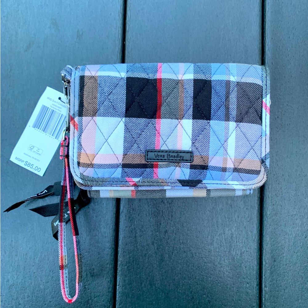 NWT Vera Bradley 3 in 1 Crossbody (also can be a wallet or wristlet) brand new